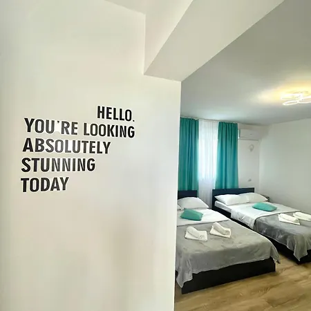 Πανσιόν Cochilia Ultracentral 3 Stele 3*