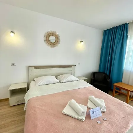 Pensionat Cochilia Ultracentral 3 Stele