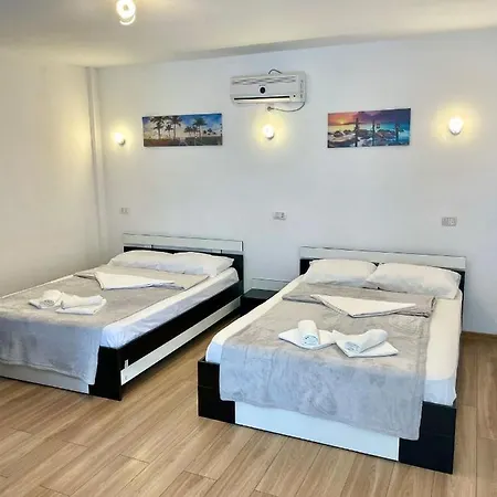 Guest house Cochilia Ultracentral 3 Stele *