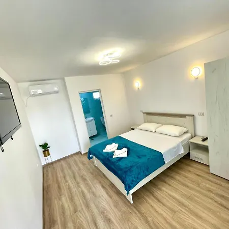 Cochilia Ultracentral 3 Stele 3* Costinesti