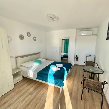 Guest house Vila Cochilia Ultracentral 3 Stele *